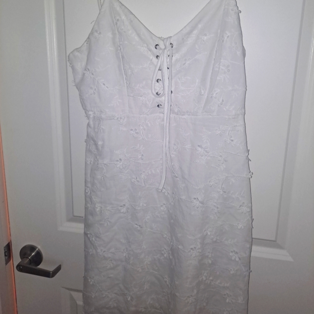 Womens white detail embroidered boho summer beach dress